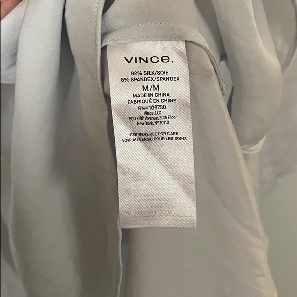 Vince Medium Silk‎ Light Gray/Light Blue Women's Blouse - Picture 3 of 6